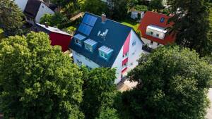 Stilvolle Erdgeschosswohnung mit großem Garten, Terrasse & Wintergarten - Erstbezug nach Sanierung