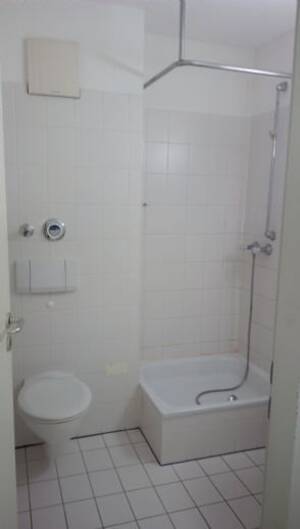 Gemütliche 1-Zimmer-Wohnung mit Tiefgaragenstellplatz in zentrumsnaher Lage Würzburg-Lengfeld – 97076 Würzburg – Vorschaubild 8