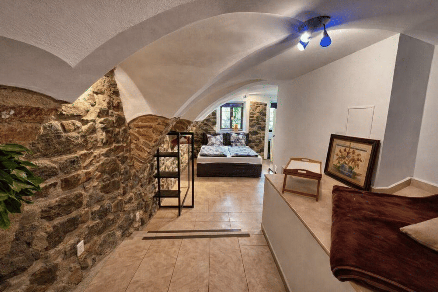 Attraktives Mehrfamilienhaus mit Ferienwohnungen im charmanten Görlitz in der historischen Altstadt – Görlitz – Bild 1 von 8