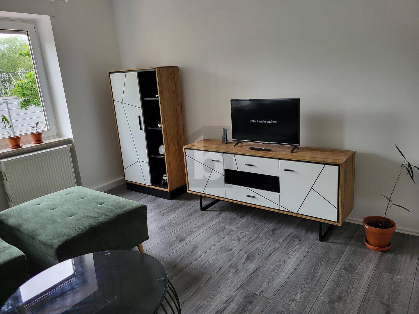 RENOVIERT,MÖBLIERT, NEUE KÜCHE, AIR BNB, RENDITE – Saarbrücken – Vorschaubild 2