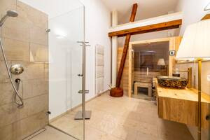 Maisonettewohnung trifft ehemalige Kapelle: Luxuriöses Wohnen über den Dächern von Würzburg – 97074 Würzburg – Vorschaubild 9