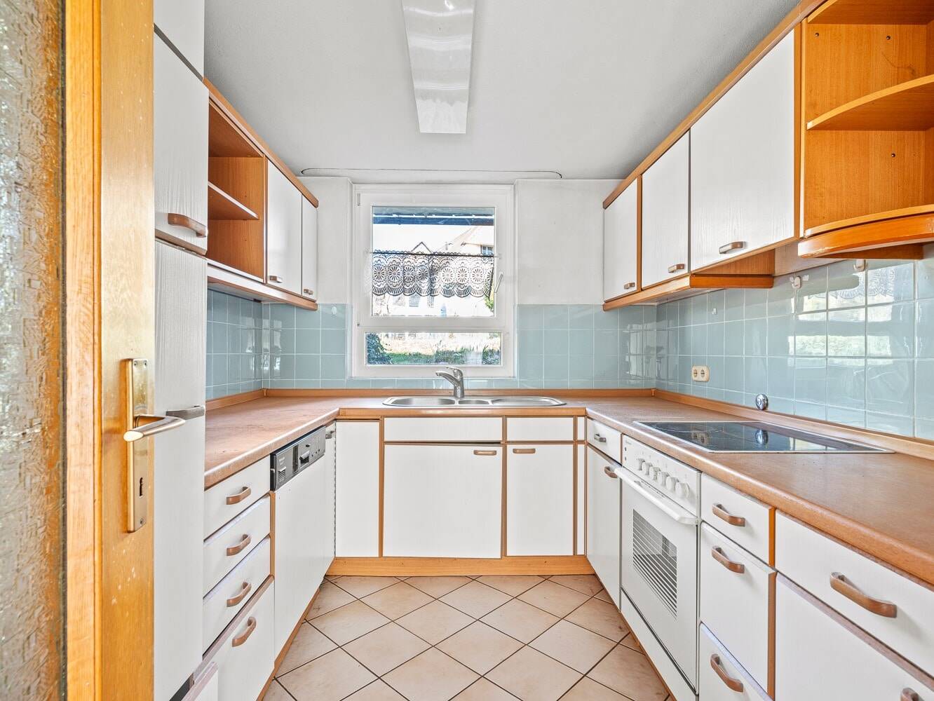 Dreifamilienhaus mit Entwicklungspotenzial und großzügigem Garten – Konstanz – Vorschaubild 8