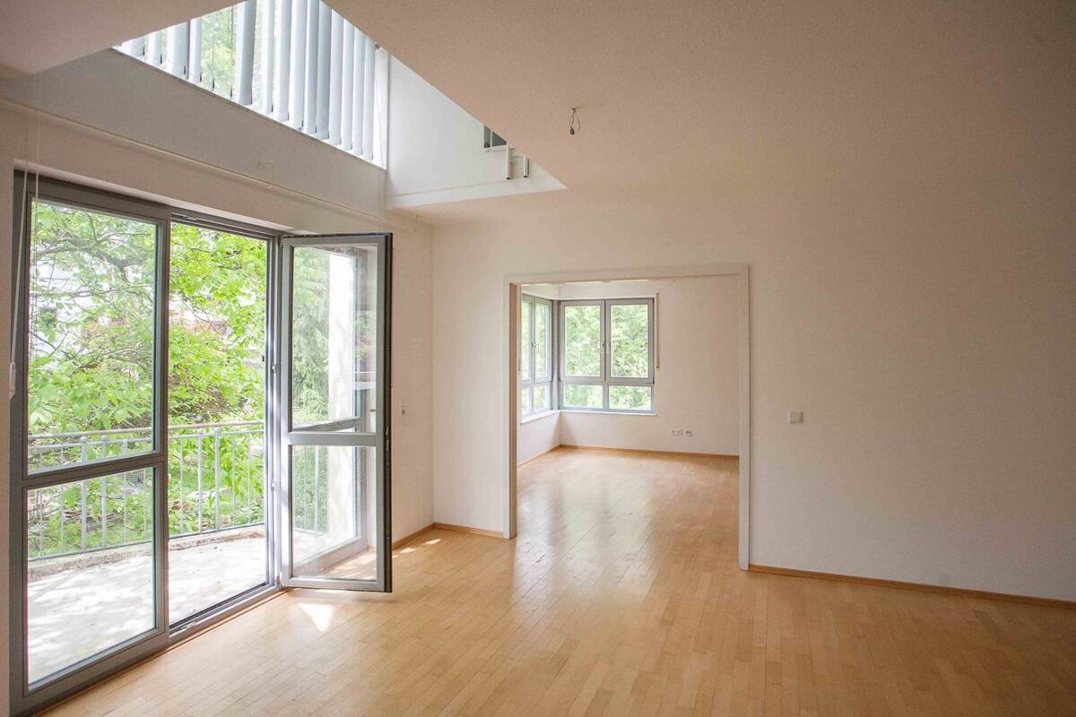 Individuelle Dachmaisonette am Burgberg – 91054 Erlangen – Bild 1 von 5