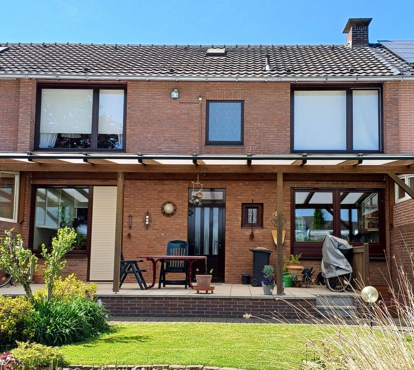 Sonnige Terrasse, traumhafter Garten – Dinslaken – Vorschaubild 3