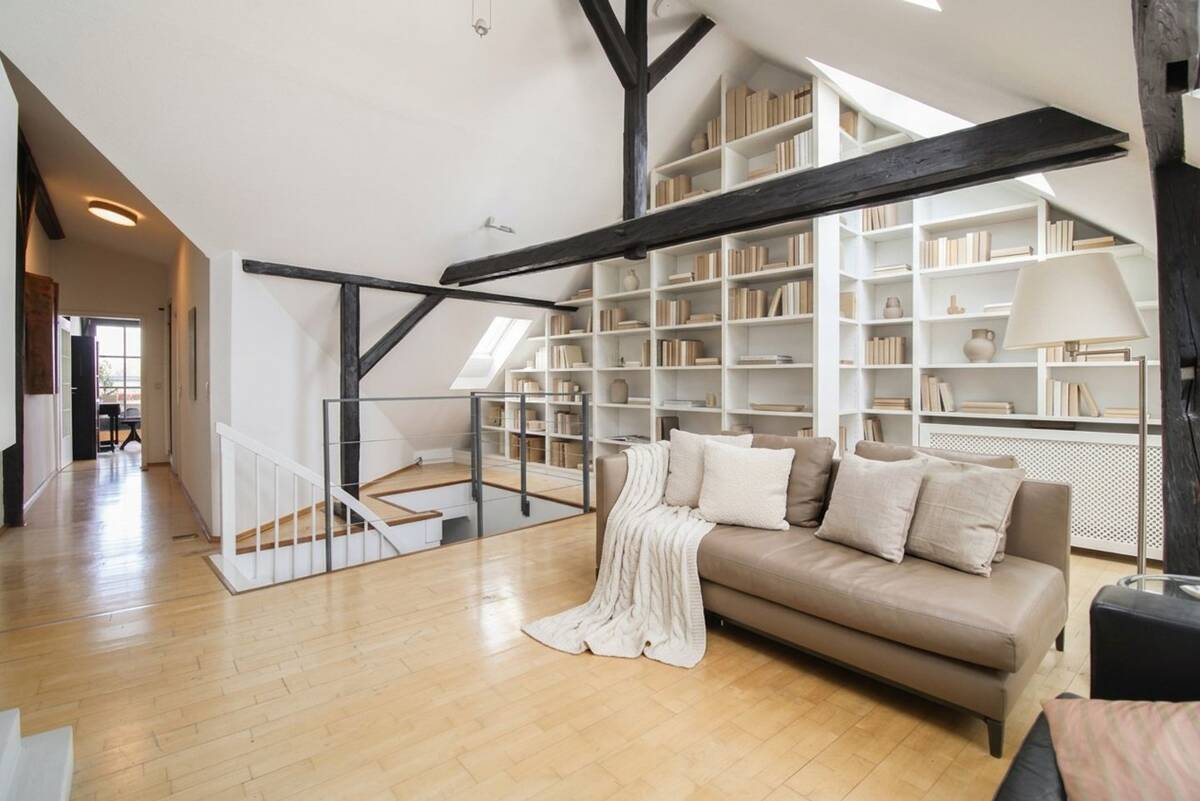 Maisonette-Traum in Frankfurt-Bockenheim mit Dachterrasse und Skylineblick – 60487 Frankfurt am Main – Bild 1 von 9