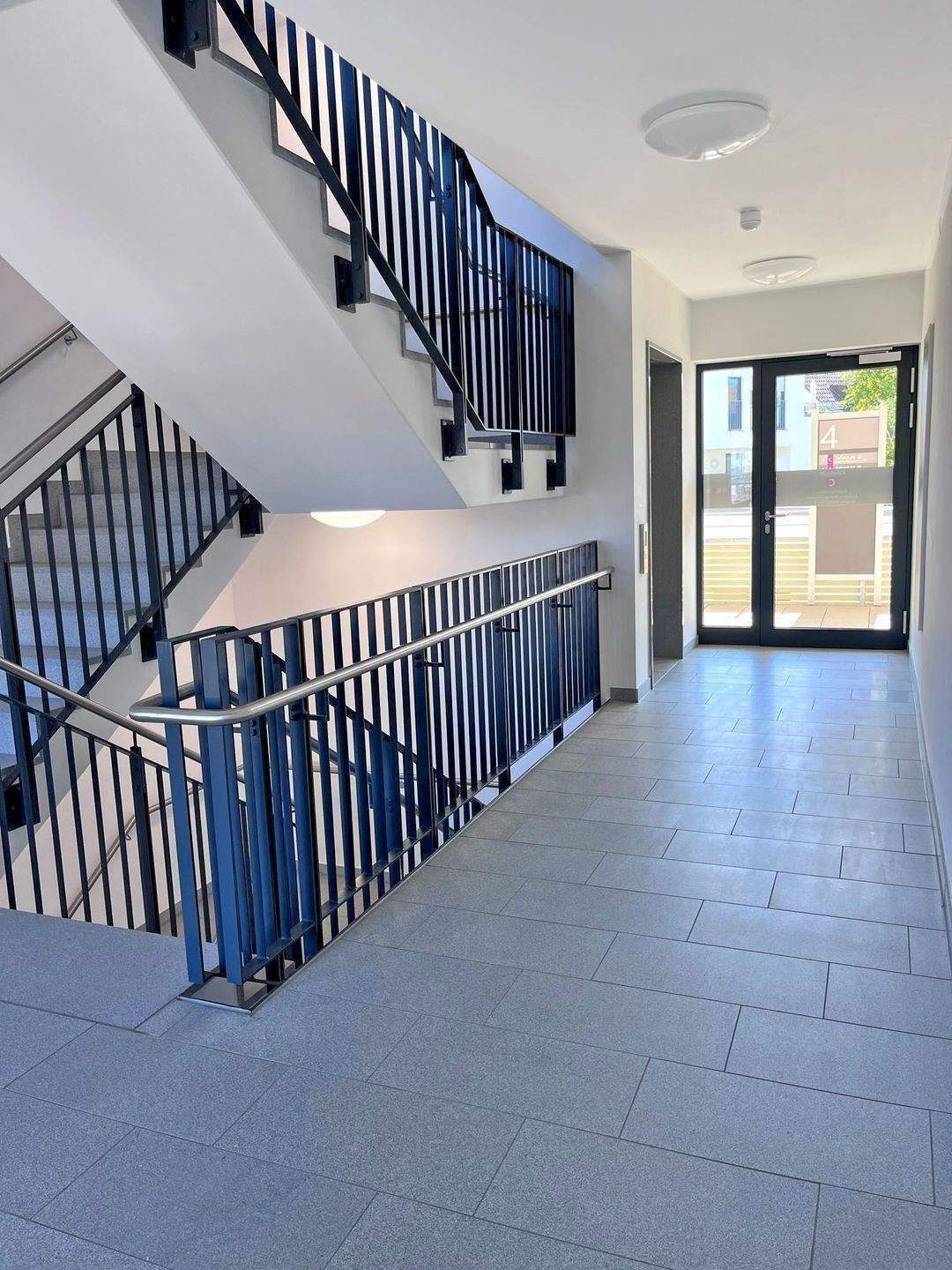 Einmalig in Nürnberg......exklusive Penthauswohnung in gehobener Seniorenresidenz mit großer Dachterrasse! – Nürnberg – Vorschaubild 3