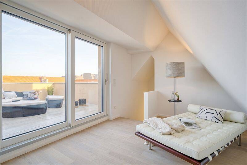 Der Luxus, niemanden über sich zu wissen: Dachneubau mit Sonnenlounge – Berlin – Bild 1 von 9