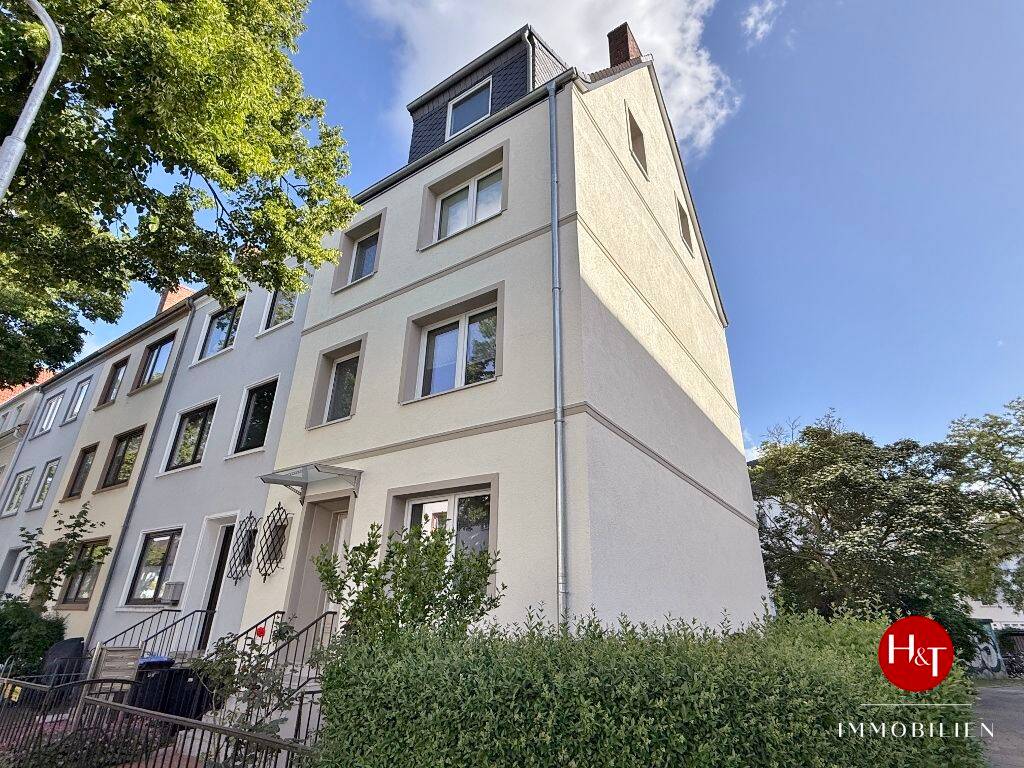 Findorff - attraktive möblierte Single-Wohnung mit Balkon!