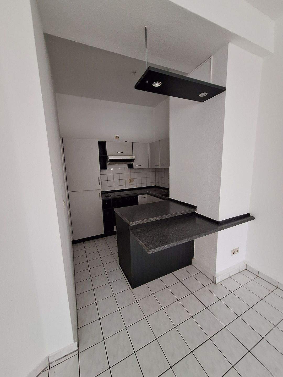 +++NEU RENOVIERT+++GOHLIS+++HELL+++2 ZIMMER+++GROSSES WOHNZIMMER+++EINBAUKÜCHE+++TOP GRUNDRISS+++HELL+++PARK+++BESTE INFRASTRUKTUR+++ – Leipzig – Vorschaubild 2