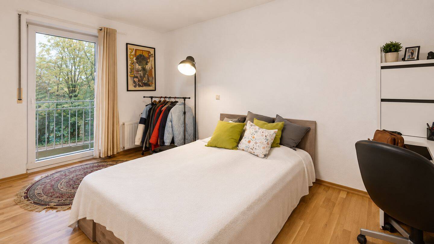Vermietete 4-Zimmer-Wohnung mit Wintergarten mitten in Kaiserswerth! Fußläufig zum Ortskern! – Düsseldorf – Vorschaubild 8