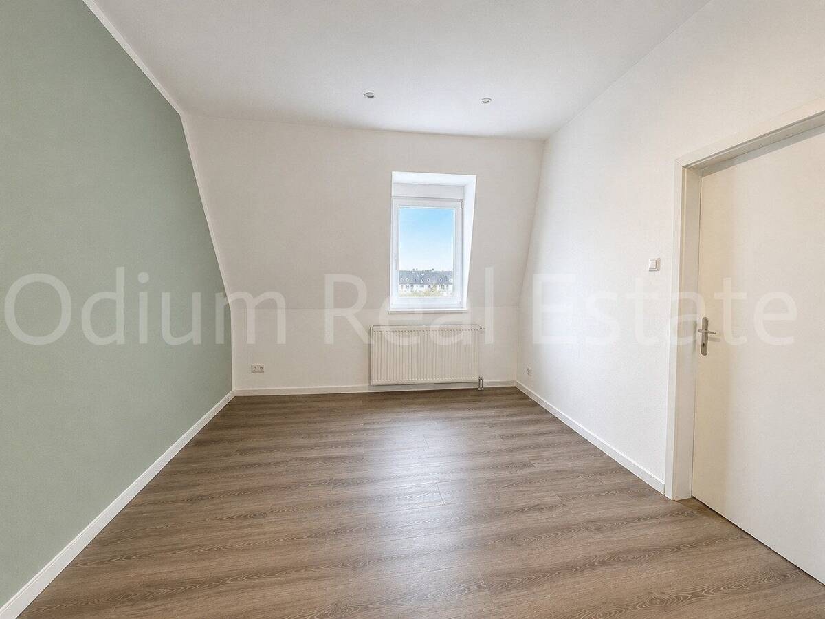 Charmante renditestarke renovierte Dachgeschoss-Wohnung in Feudenheim – 68259 Mannheim – Bild 1 von 7