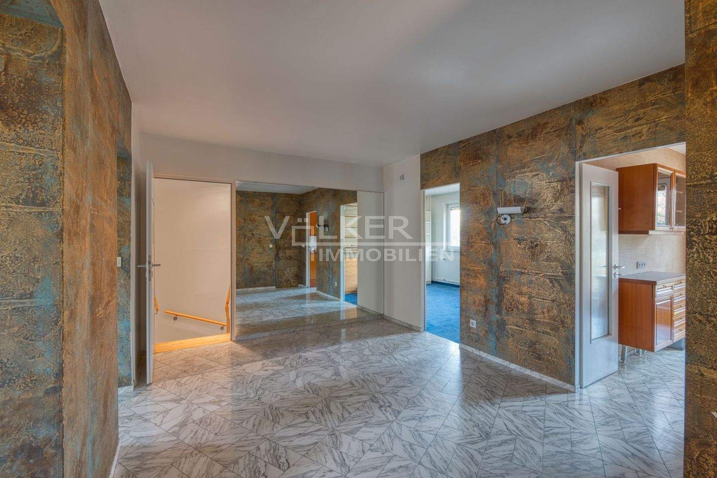 Großzügige 5-Zimmer-Maisonette mit 40 m² Terrasse und zwei Eingängen – Berlin – Vorschaubild 9