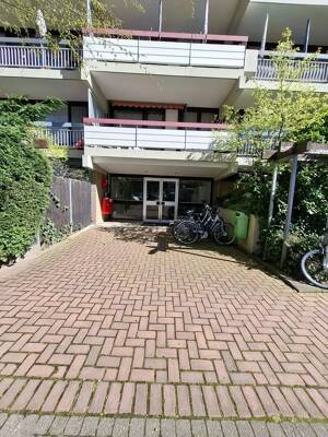 Exklusive 4-Zimmer Penthouse-Wohnung mit Traumblick in Top-Lage Köln-Weiden! – 50858 Köln – Vorschaubild 2