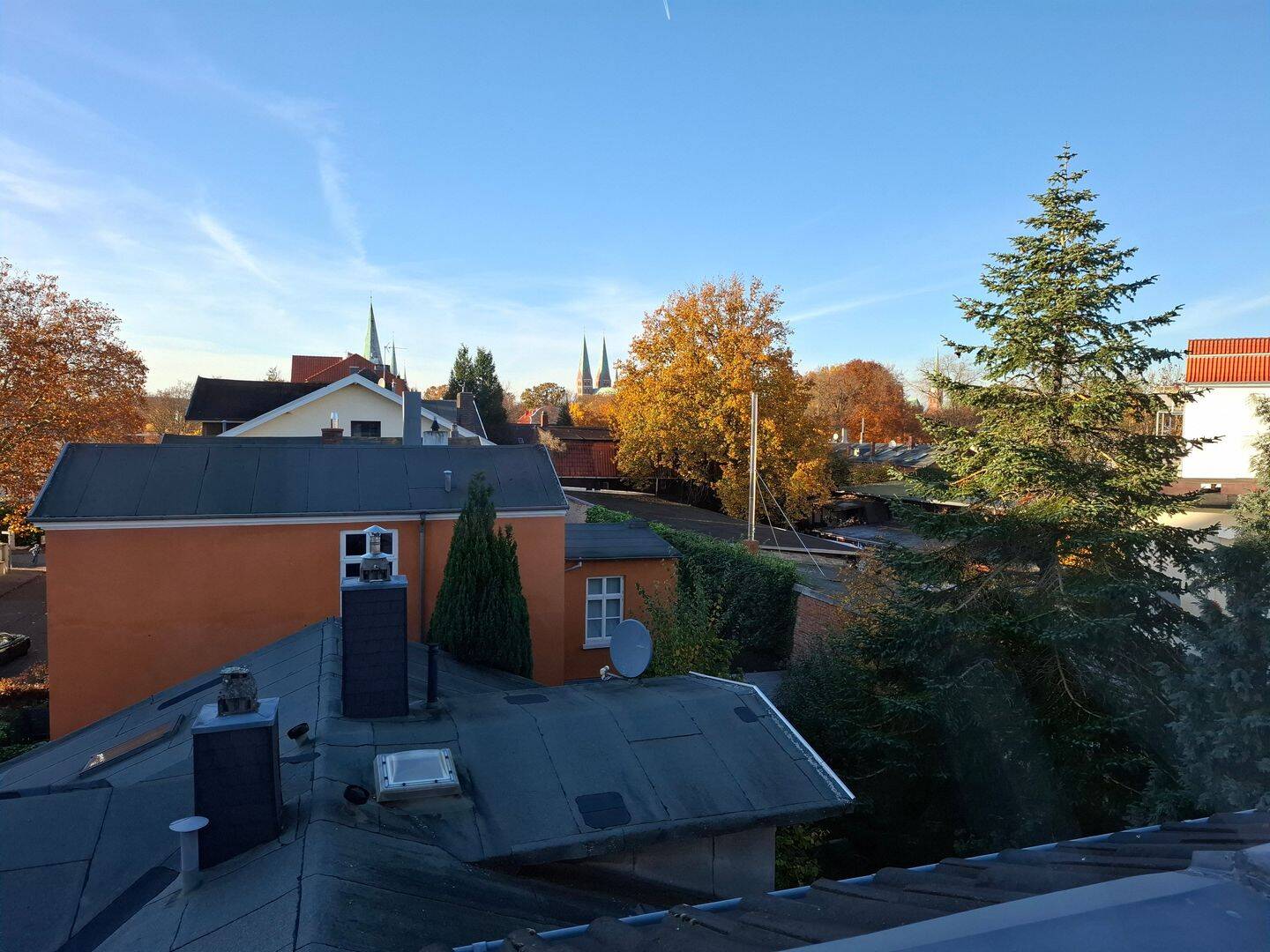Begehrte Lage: 2- Zimmer Wohnung mit Balkon in Wakenitznähe – Lübeck – Vorschaubild 2