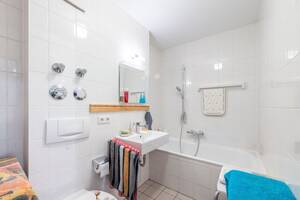 AIGNER - Charmante 3-Zimmer Wohnung in zentraler Lage mit Blick ins Grüne – 81541 München – Vorschaubild 6
