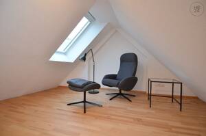 2,5 Zimmer-Dachgeschoßwohnung mit Galerie in zentraler Lage von Neu-Ulm – 89231 Neu-Ulm – Vorschaubild 7