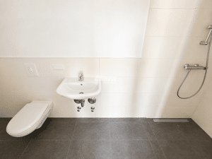 antaris Immobilien GmbH **Ihr neues Zuhause: Stilvolle 5-Raum-Wohnung mit Wow-Faktor** – 99085 Erfurt – Vorschaubild 5