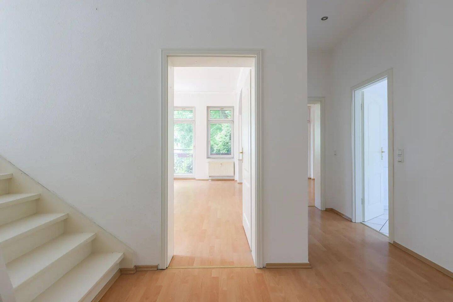 PROVISIONSFREI (Privatverkauf): Große 4-Zimmer-Wohnung in historischen Villa am Naturschutzgebiet – Berlin – Vorschaubild 7