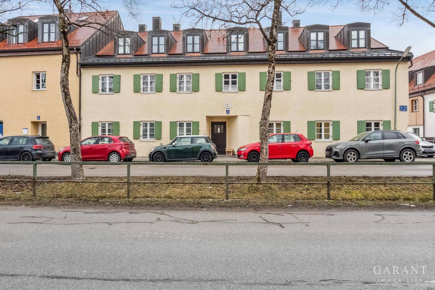 Exklusive Gartenwohnung mit Charme - ruhig gelegen im denkmalgeschützten Haus