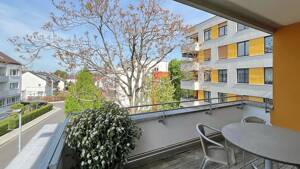 3-Zimmer-Wohnung mit Weitblick im Passivhaus - mit Option auf das 4. Zimmer – 79115 Freiburg im Breisgau – Vorschaubild 2