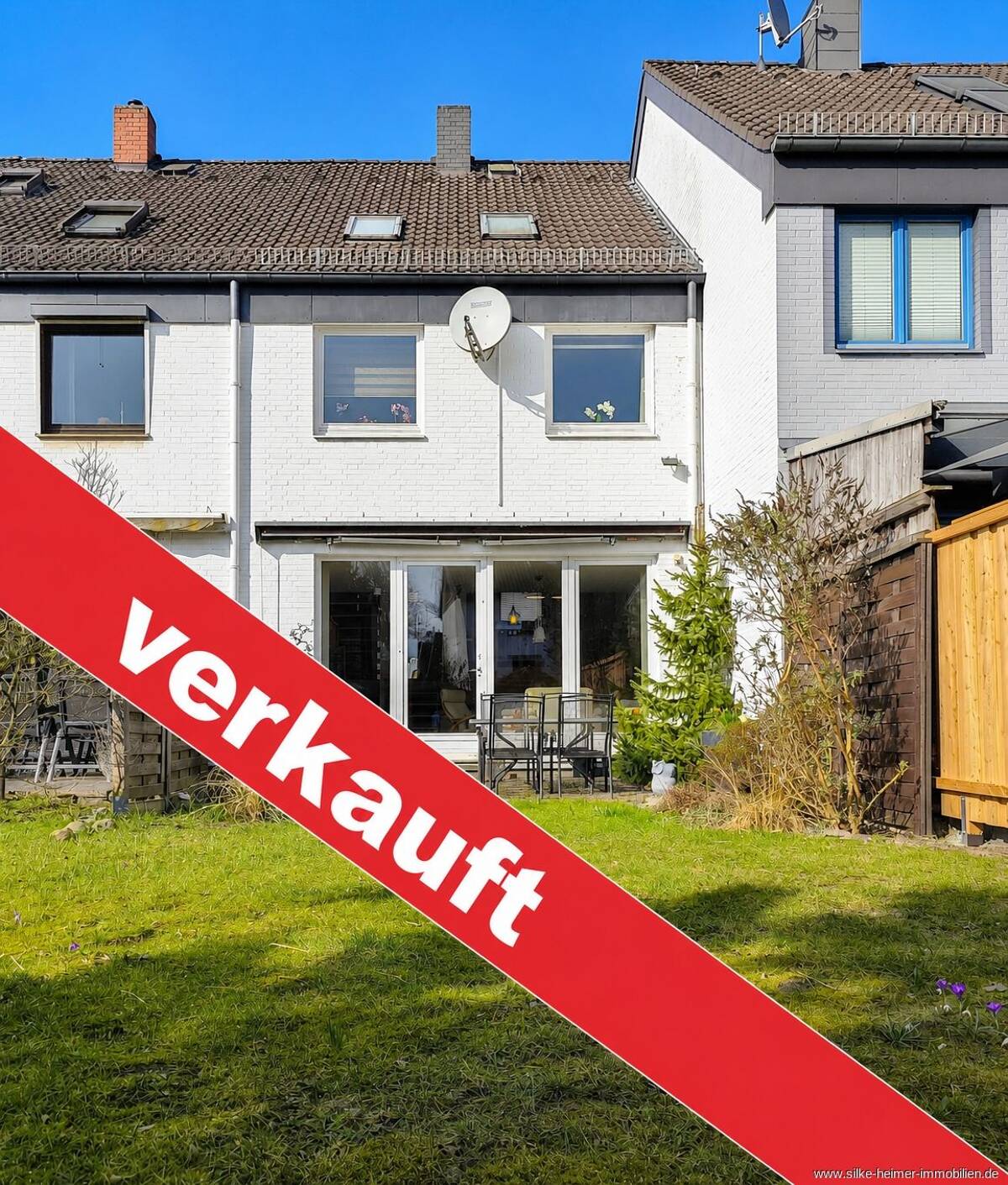 !! Wohnen in netter Nachbarschaft - solides Reihenhaus mit Garage für die junge Familie !! – 28719 Bremen – Bild 1 von 9