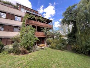3,5-Zi-Whg.+Einbaukü., off. Kamin, Südterrasse+Gartenbenutzung im inn. Westen