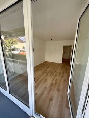 Lichtdurchflutete 2-Zimmer-Eigentumswohnung mit moderner Küche und Balkon im Bonner Villenviertel – 53175 Bonn – Vorschaubild 7