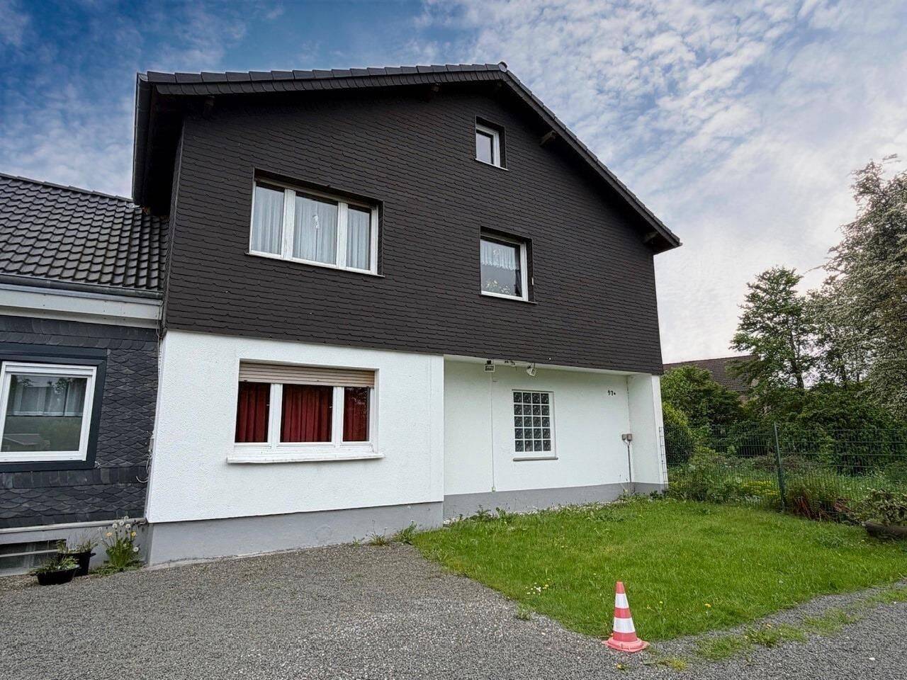 Haus statt Wohnung! Einseitig angebautes Einfamilienhaus in Wermelskirchen! – Wermelskirchen – Vorschaubild 4