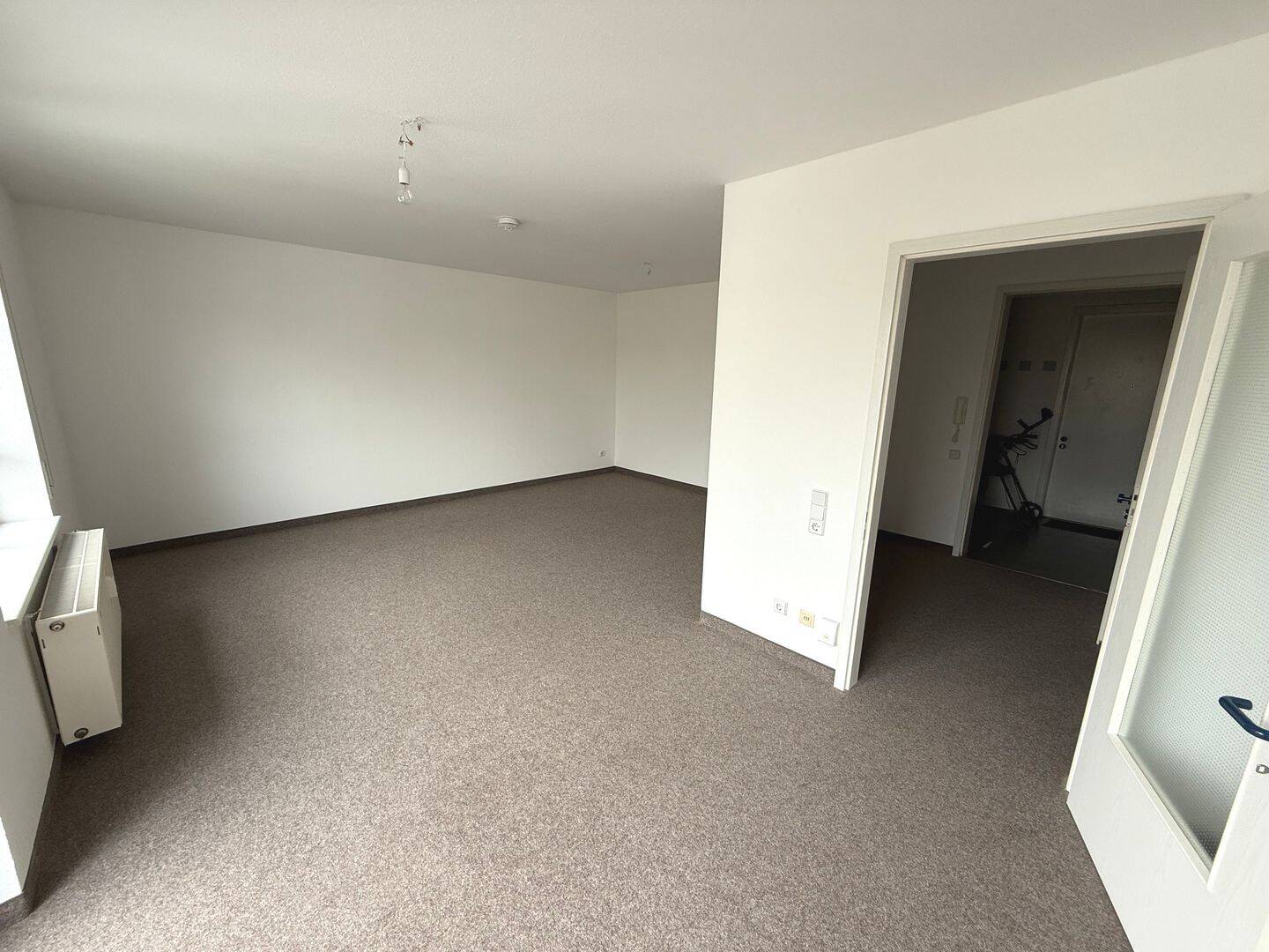 BARRIEREFREI - APARTMENT mit BALKON - SENIOR LIVING - – Chemnitz – Vorschaubild 5
