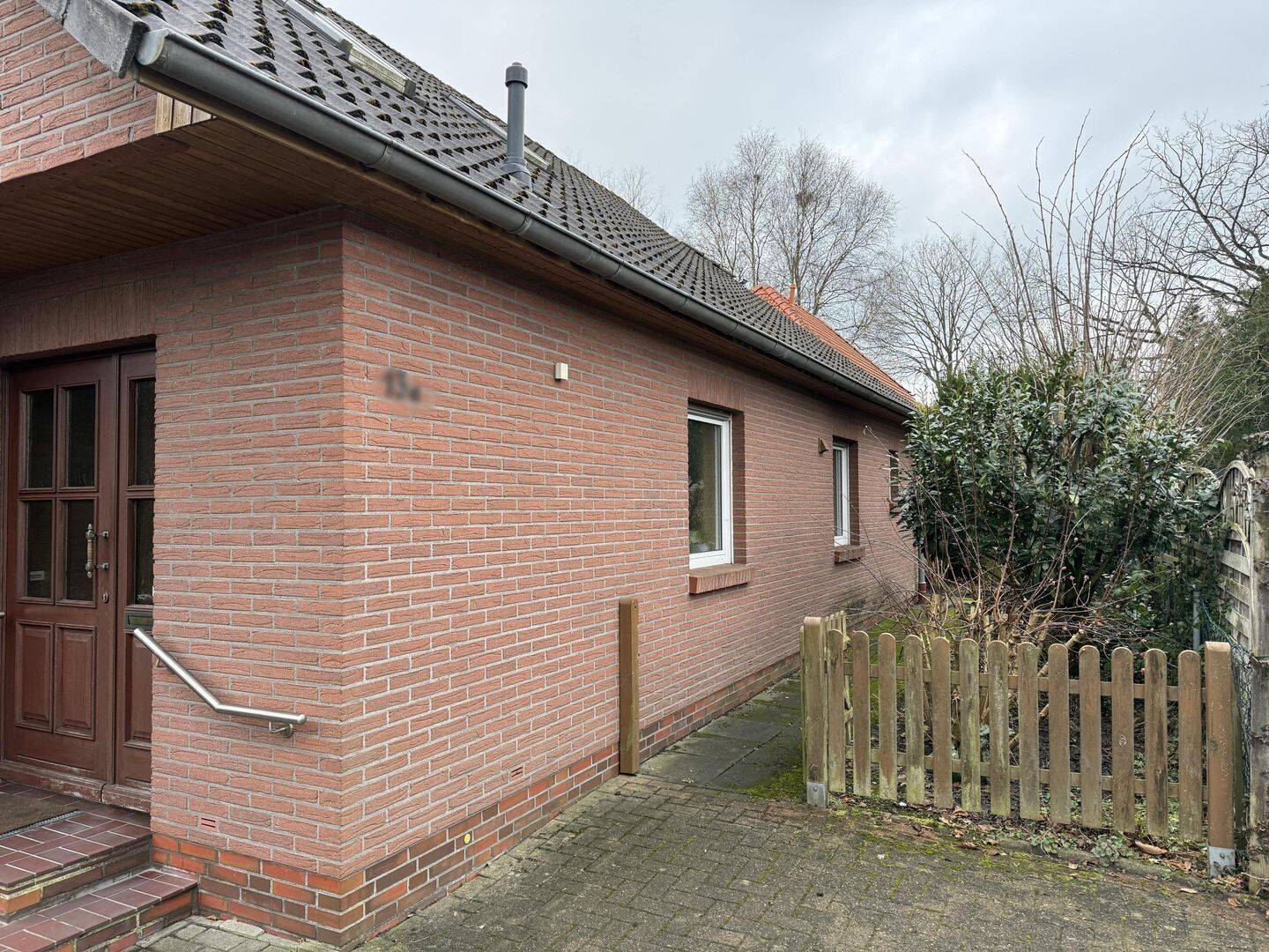 Schönes Einfamilienhaus mit Garage in ruhiger Sackgassenlage – Oldenburg – Vorschaubild 4