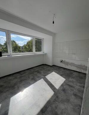 Schöne 96 m² Wohnung in ruhiger und zentraler Lage in Duisburg Rheinhausen – 47226 Duisburg – Vorschaubild 2