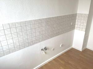 Frisch renovierte 2-Raum Wohnung mit optimaler Bahnanbindung – 99098 Erfurt – Vorschaubild 7