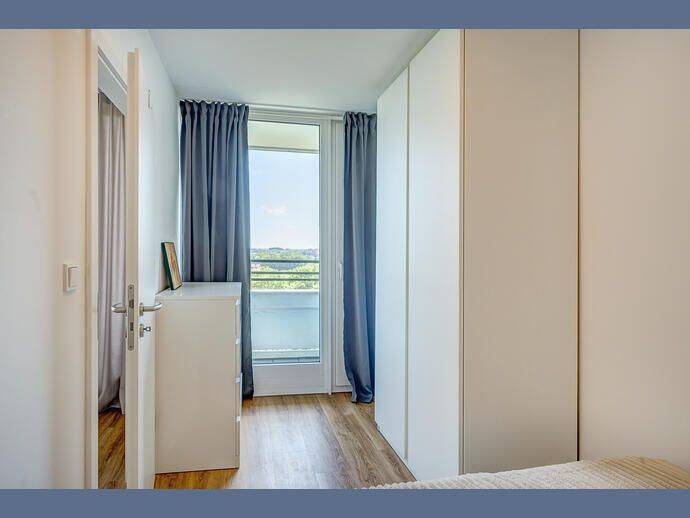 Möbliert: Charmante 1,5-Zimmer Wohnung im 9. OG – München – Vorschaubild 5