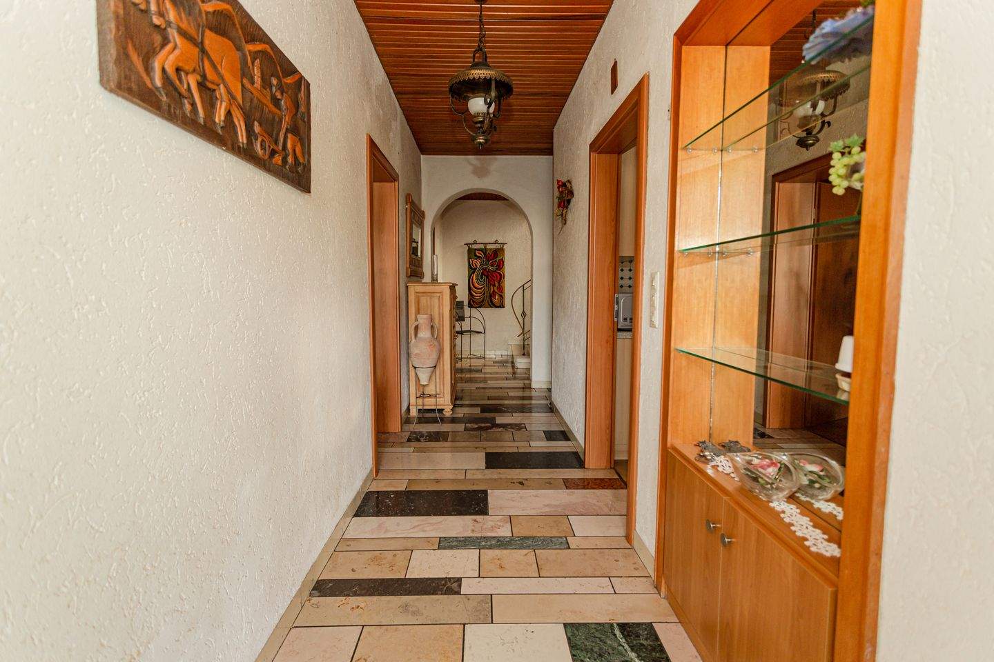 Ein Haus nahe Cochem - mit 2 Terrassen, Balkon und Garage in hochwassersicherer Lage – Ellenz-Poltersdorf – Vorschaubild 2