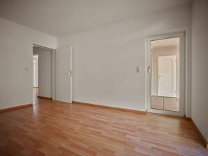 Provisionsfreie 3-Raumwohnung im 2.Obergeschoss mit Balkon und mit Einbauküche zu vermieten !!! – 4758 Oschatz – Vorschaubild 8
