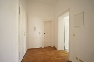 VERMIETUNG: Zauberhafte, helle Altbauwohnung in Uni-Nähe – 1187 Dresden – Vorschaubild 5