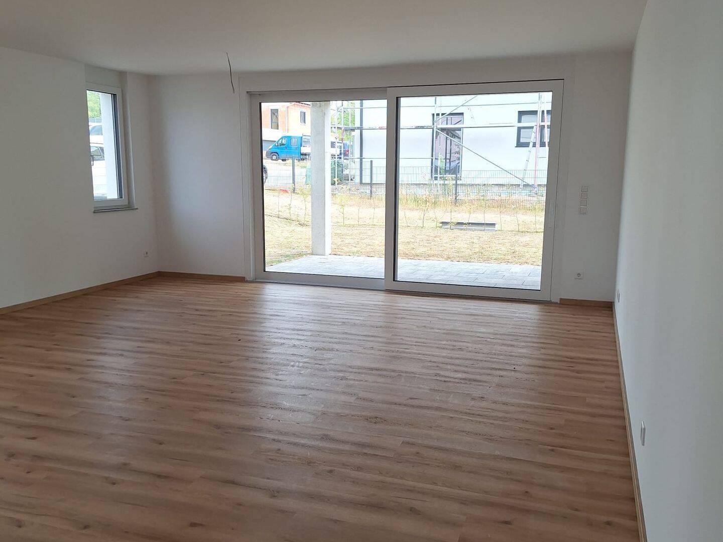 Erstbezug 3 Zi-Wohnung mit Terrasse und Garten – Roßtal – Vorschaubild 2