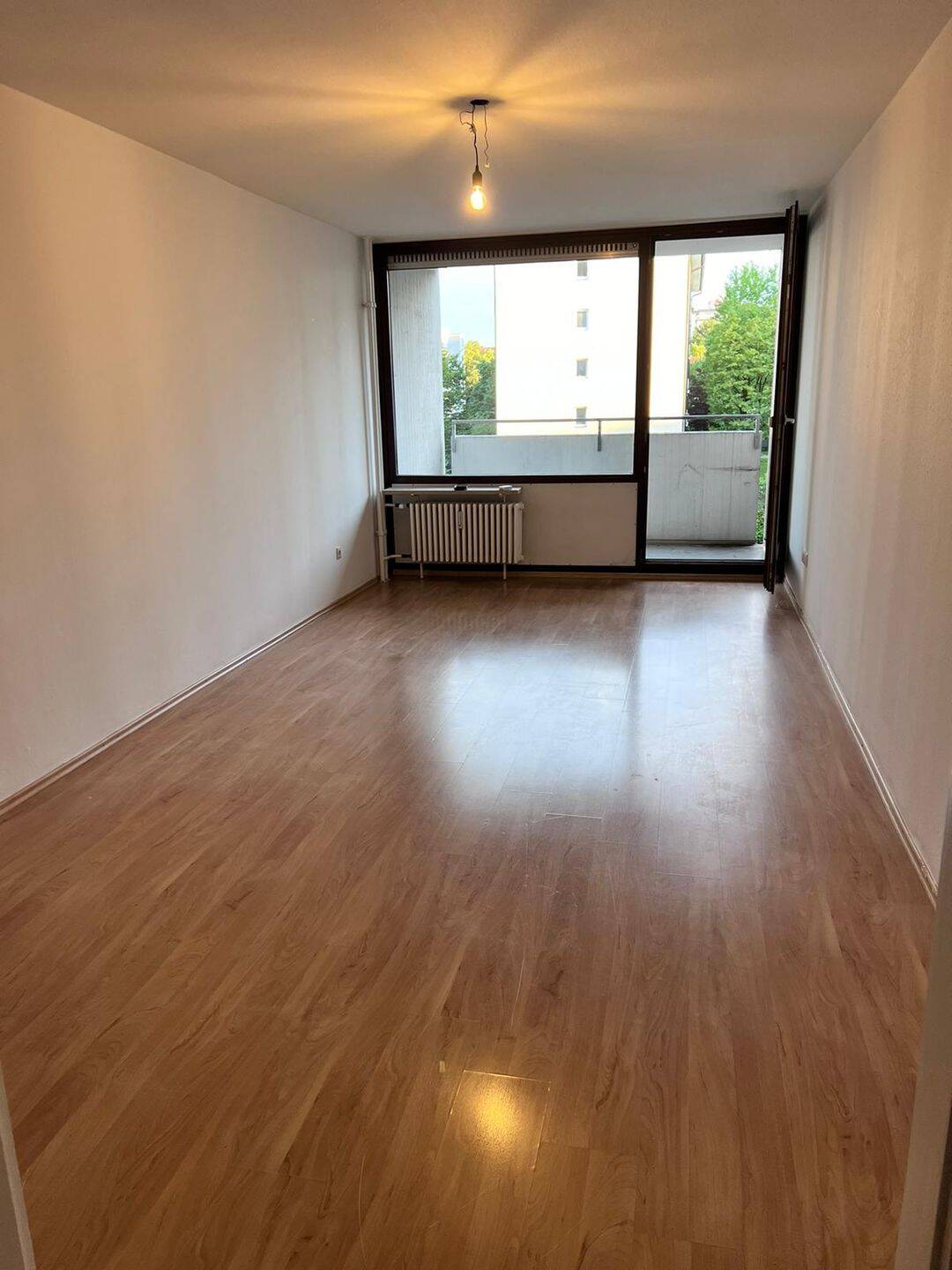 Wohnen mit Charakter: Gepflegtes Apartment in Laim