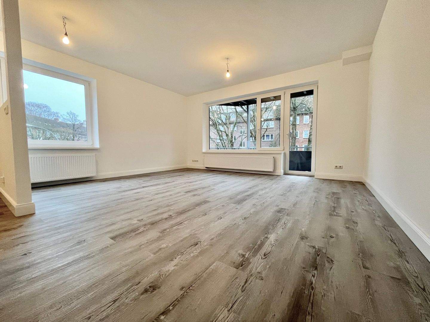 Erstbezug nach Renovierung - ideal für Familien (ohne Käufercourtage) – Hamburg – Vorschaubild 4