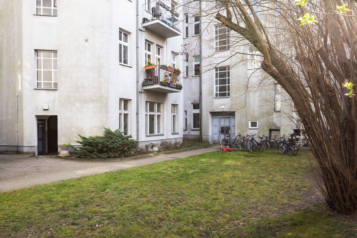 Attraktive Kapitalanlage: 2-Zimmer-Altbauwohnung in ruhiger Lage in Steglitz-Zehlendorf! vermietet – Berlin – Vorschaubild 3
