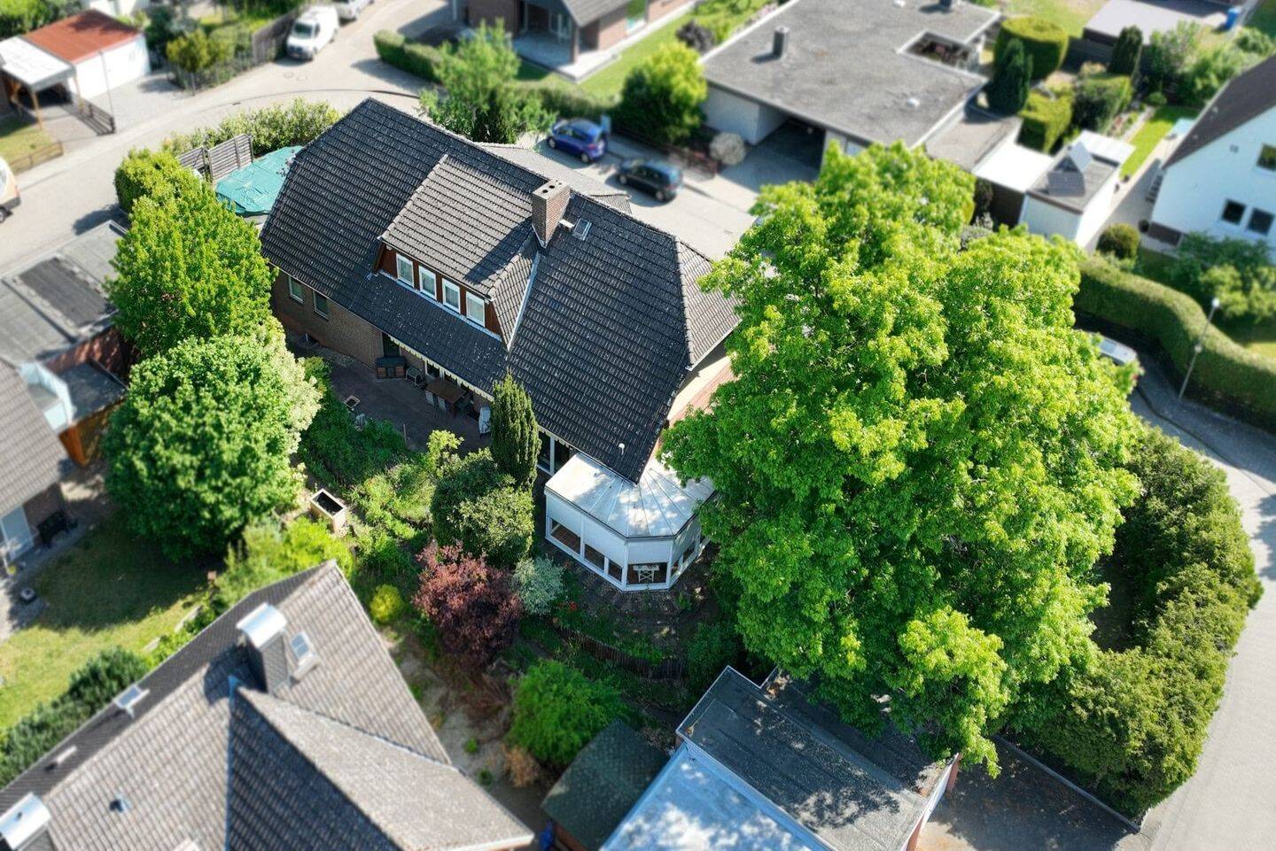 Attraktives Zweifamilienhaus - Ideal als Mehrgenerationenhaus! – Gifhorn – Vorschaubild 2