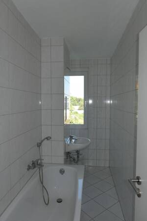 2-Raum-Wohnung mit Balkon – 6844 Dessau-Roßlau – Vorschaubild 2