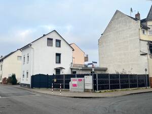 Das Einfamilienhaus mit neuer Heizung und Grundstück. In Koblenz! – 56070 Koblenz – Vorschaubild 2