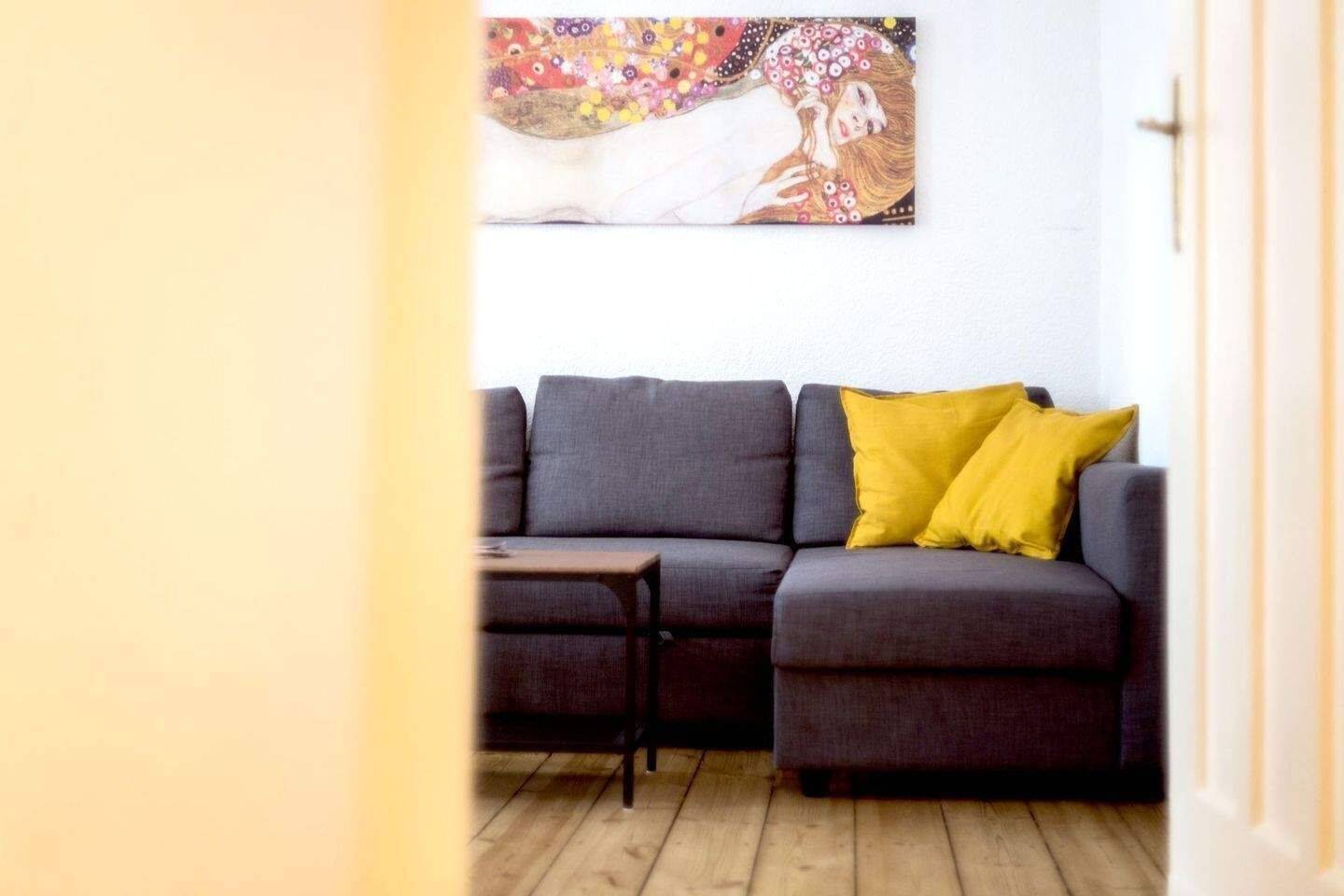 Bezugsfreie Altbauwohnung, zwischen den lebendigen Kiezen Sprengelkiez und Gerichtstraße. – Berlin – Vorschaubild 6