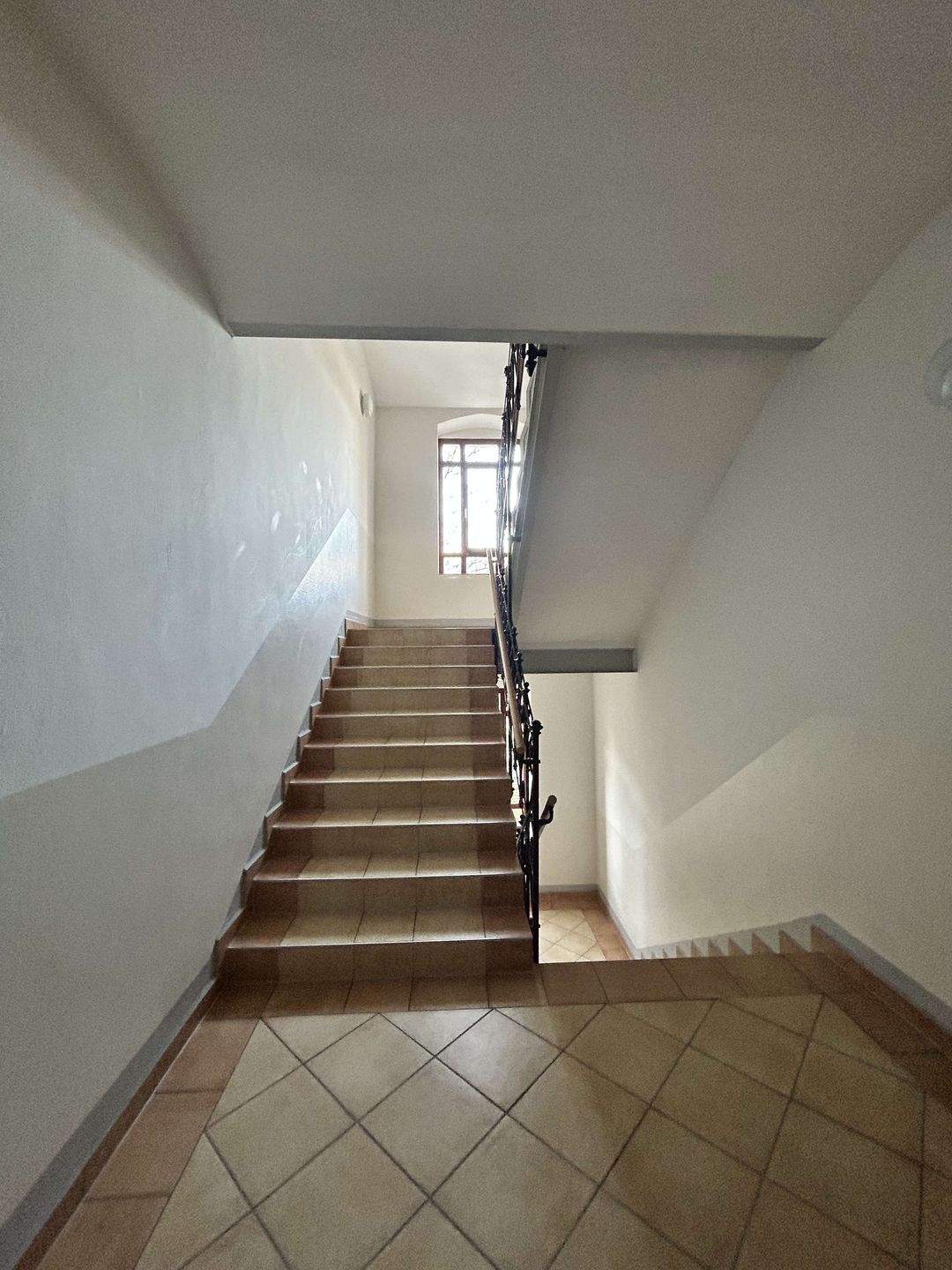 Ein Zuhause oder eine Renditequelle - 2-Zimmer-Wohnung im begehrten Sonnenberg für Eigennutzer und A – Chemnitz – Vorschaubild 4
