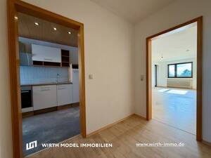 Drei-Zimmer-Wohnung mit EBK, Balkon u. Tg-Stellplatz am Deutschhof | Schweinfurt – 97422 Schweinfurt – Vorschaubild 2
