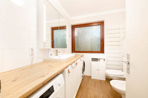 Maisonette-Wohnung mit ca. 170 m², Balkon und zwei Tiefgaragenstellplätzen in Hamburg-Meiendorf – 22145 Hamburg – Vorschaubild 9
