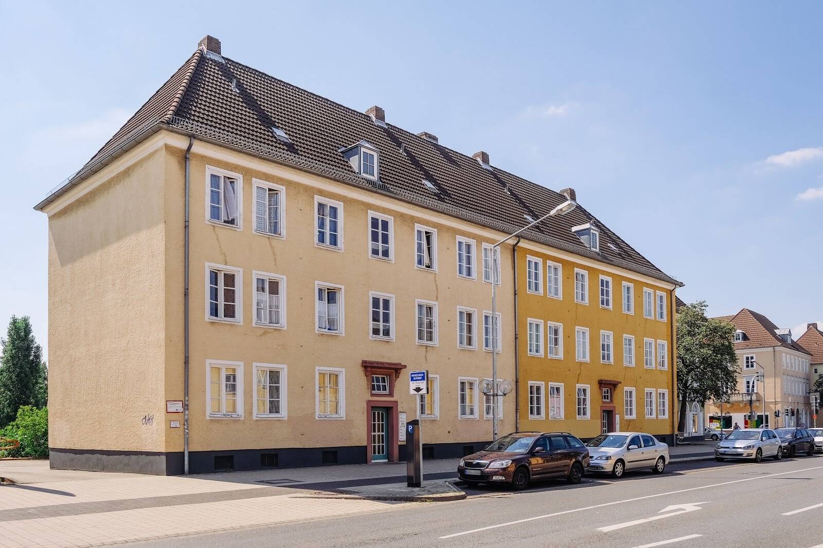 Großes Zimmer 21,10 m² innerhalb einer 3er-WG // 2.OG links – Wolfsburg – Vorschaubild 6