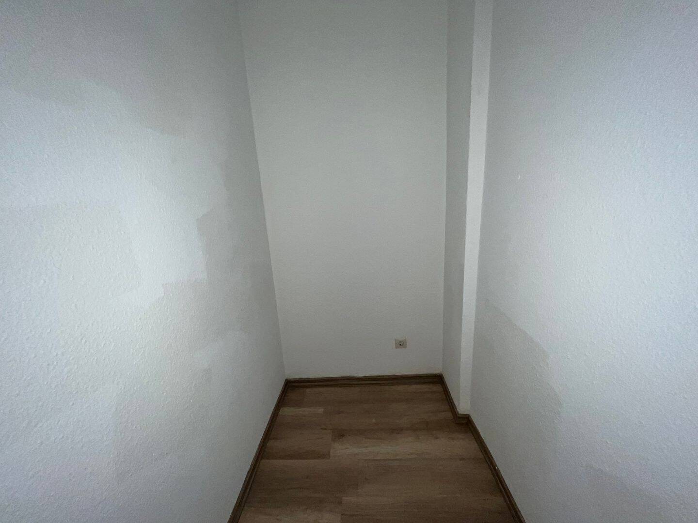 Moderne 2-Zimmer Wohnung mit Wohlfühlatmosphäre in Chemnitz-Bernsdorf – Chemnitz – Vorschaubild 7
