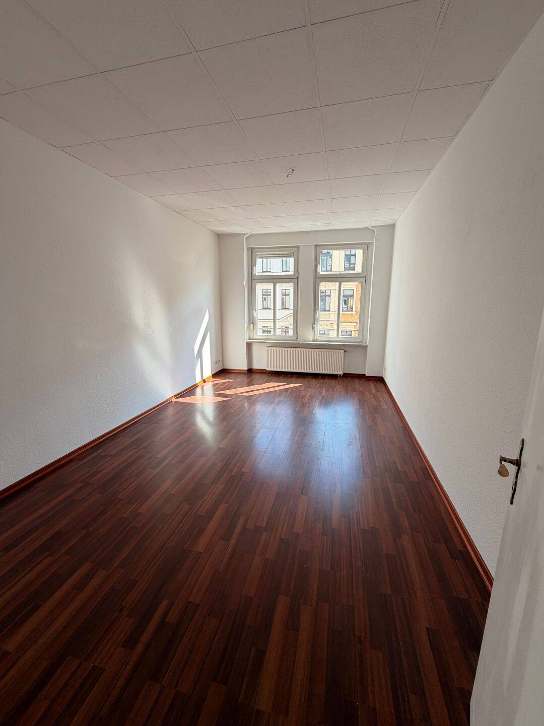 ***ZENTRUM-NORD, helle 2 Zi. WE mit Wannenbad und Balkon*** – Leipzig – Vorschaubild 4